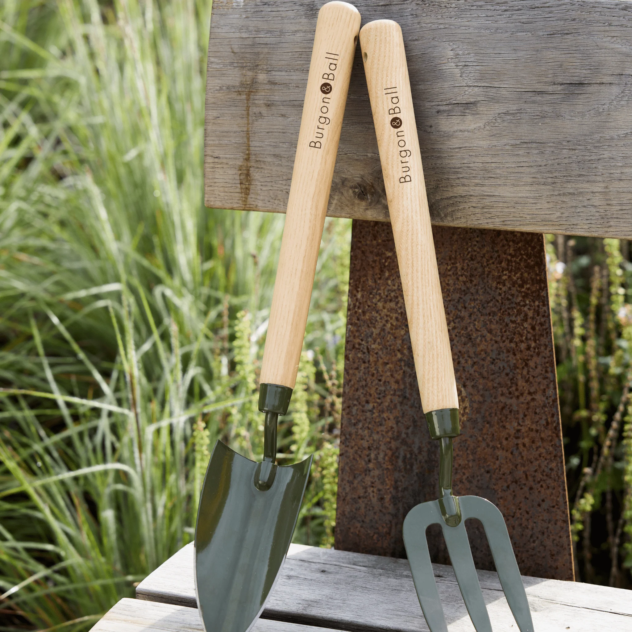 Burgon and Ball RHS BoronGreen Mid Handled Fork - Image 7