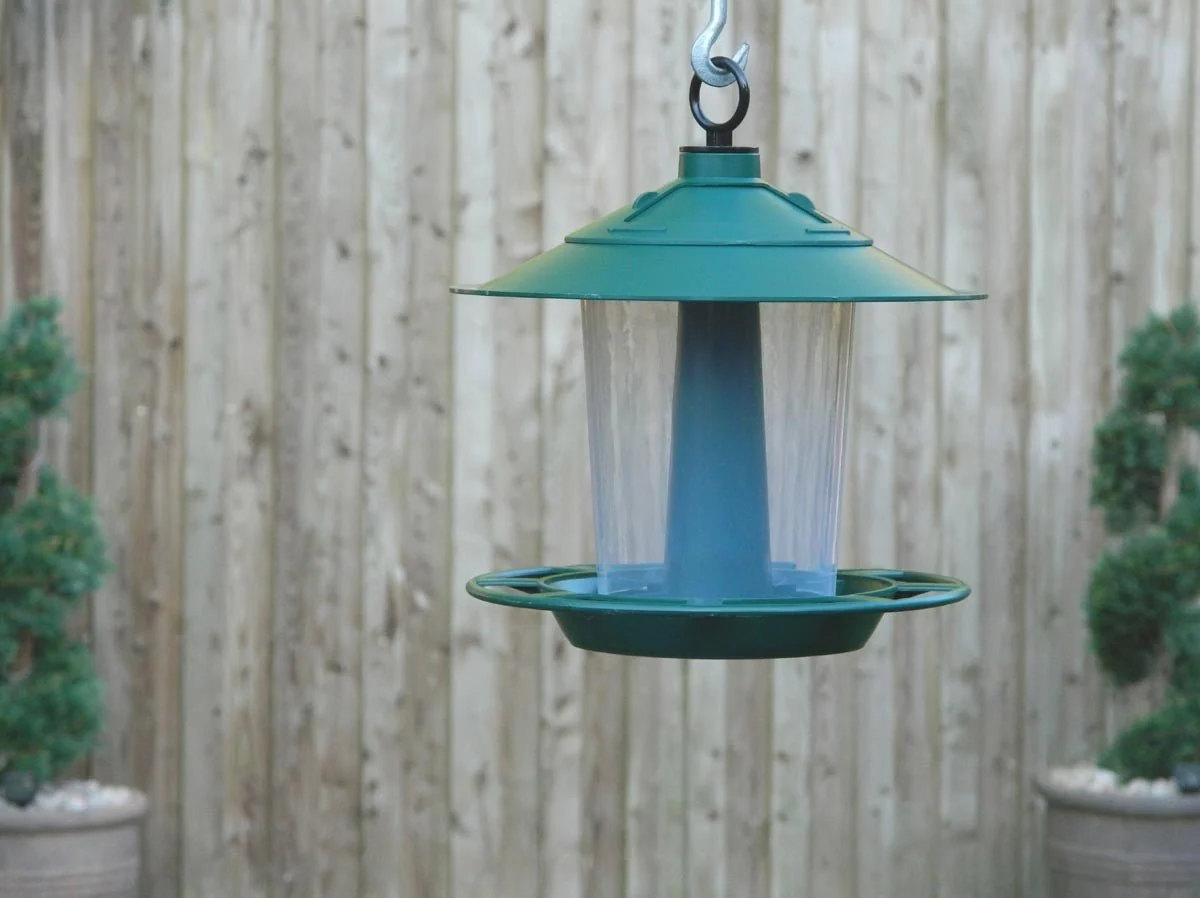 Lantern Bird Seed & Nut Feeder – Hanging Feeder for Wild Birds | Garland - Image 2